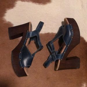 Vintage Sbicca Blue Leather Wedges